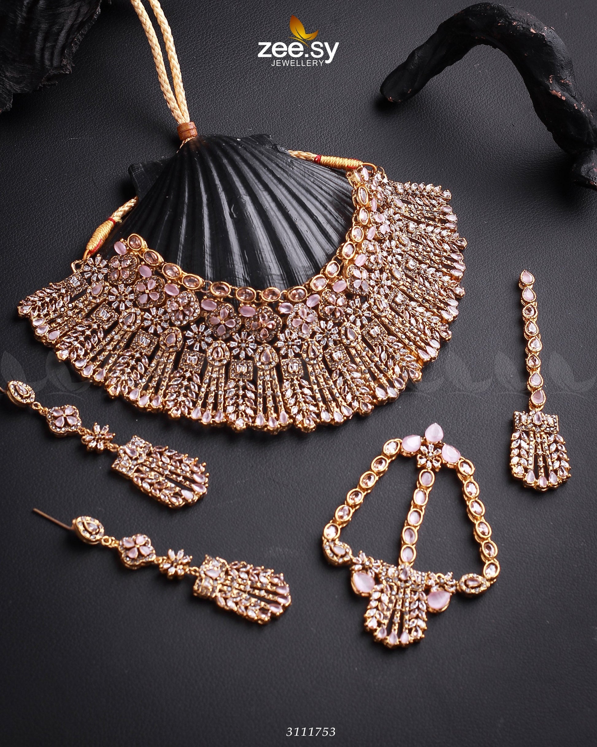 Momina Bridal Sets - Libasekhas