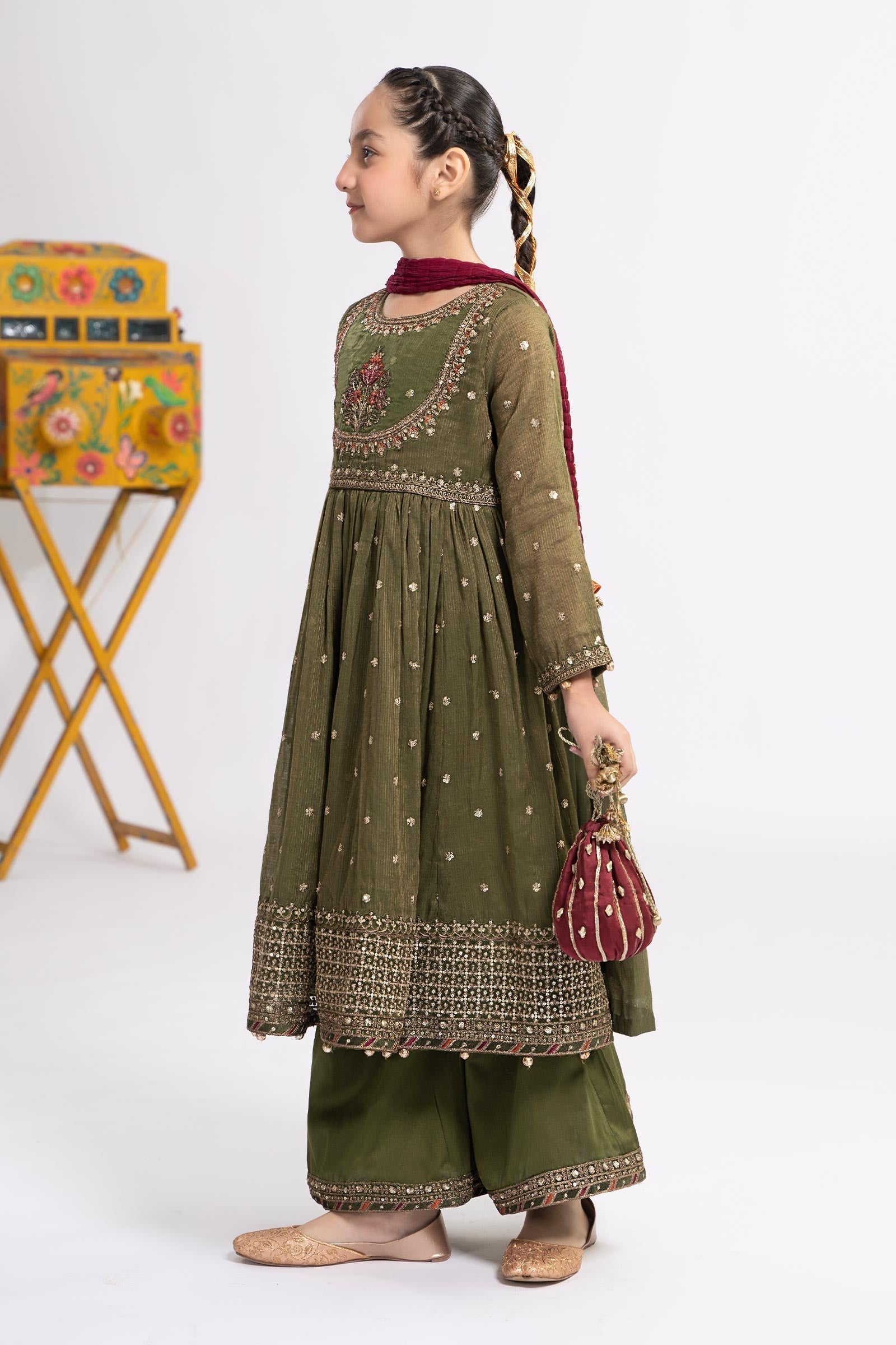 Maria B | 3 Piece Embroidered Zari Lawn Suit | MKS-EF24-33 - Libasekhas