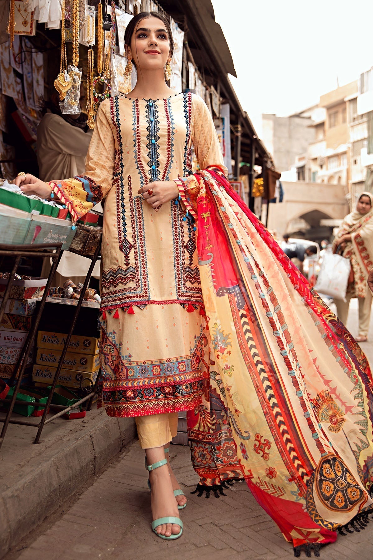 Motifz | Amal Luxury Lawn | 2879