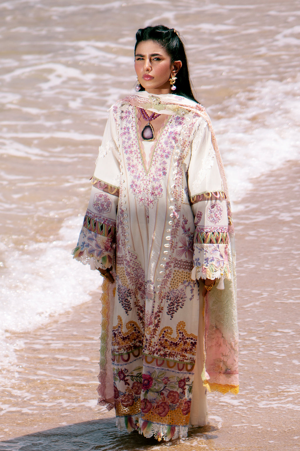 AJR Couture | Dastan Luxury Lawn 25 | Muse - Riwayat-e-Khas