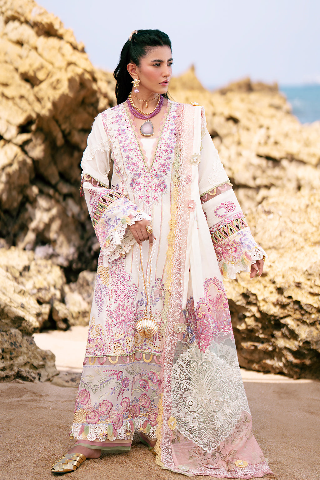 AJR Couture | Dastan Luxury Lawn 25 | Muse - Riwayat-e-Khas