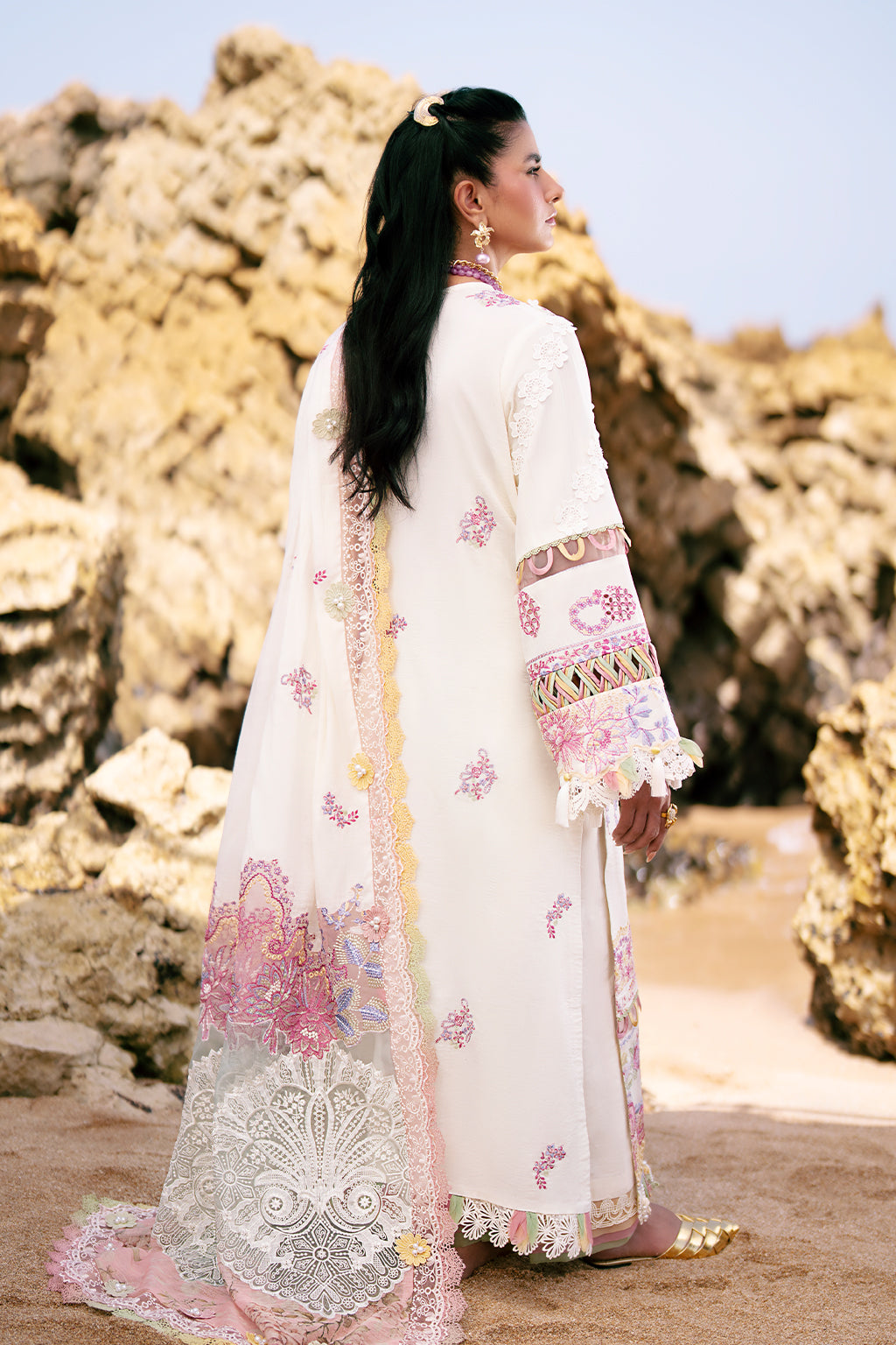 AJR Couture | Dastan Luxury Lawn 25 | Muse - Riwayat-e-Khas