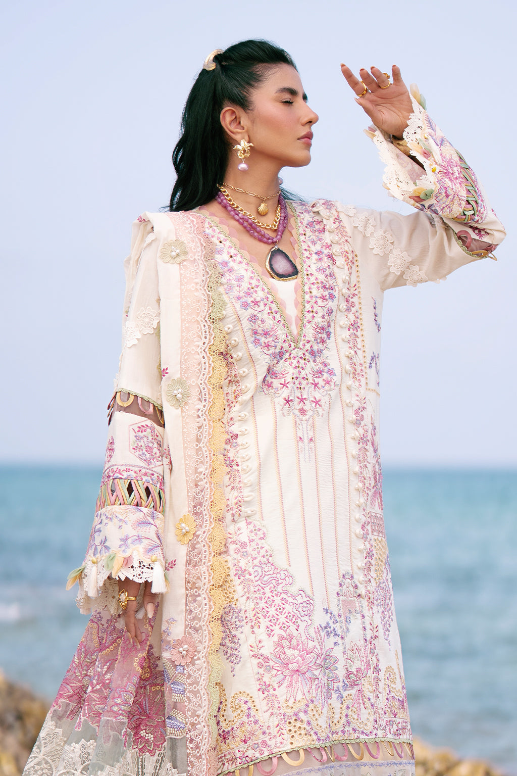 AJR Couture | Dastan Luxury Lawn 25 | Muse - Riwayat-e-Khas