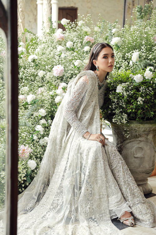 Mysie by Tahira | Arzu Formals 24 | Musk