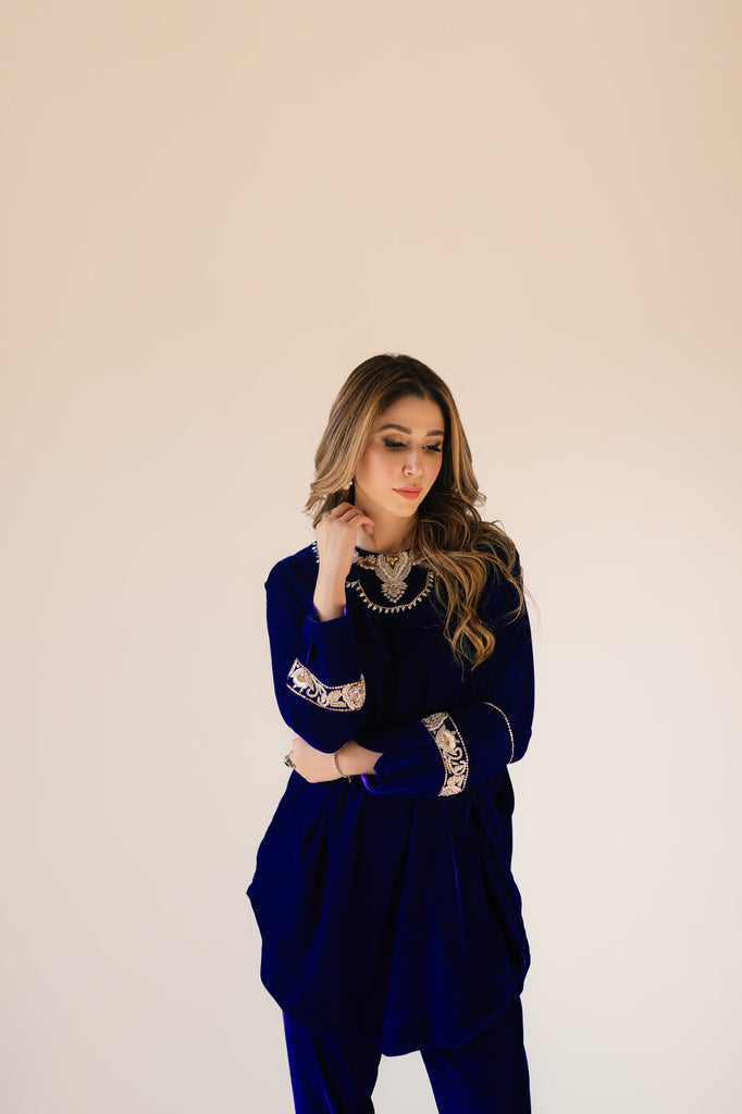 Sammy K | Velvet Festive Edit | Royal blue velvet Poncho Outfit - Riwayat-e-Khas
