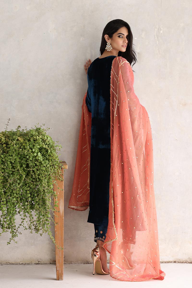 Sana Abbas | Velvet Formals | NINA - Riwayat-e-Khas