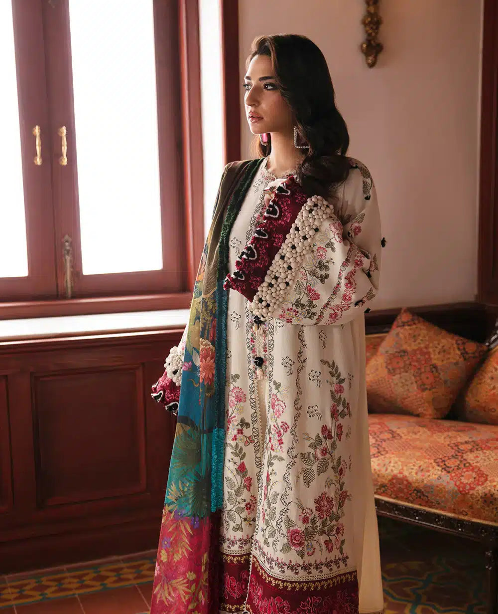 Republic Womenswear | Noemei Luxury Shawl 23 | NWU23-D8-B - House Of Anaya
