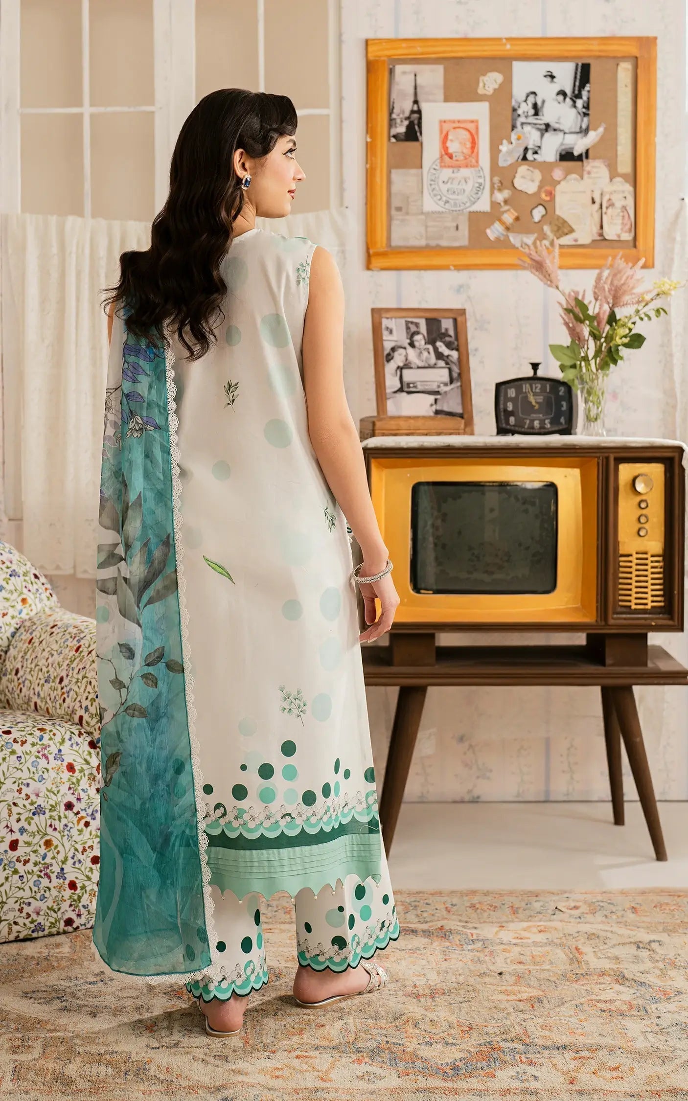 Asifa and Nabeel | Meraki Vintage 25 | Nazneen (MVL25-15) - Riwayat-e-Khas