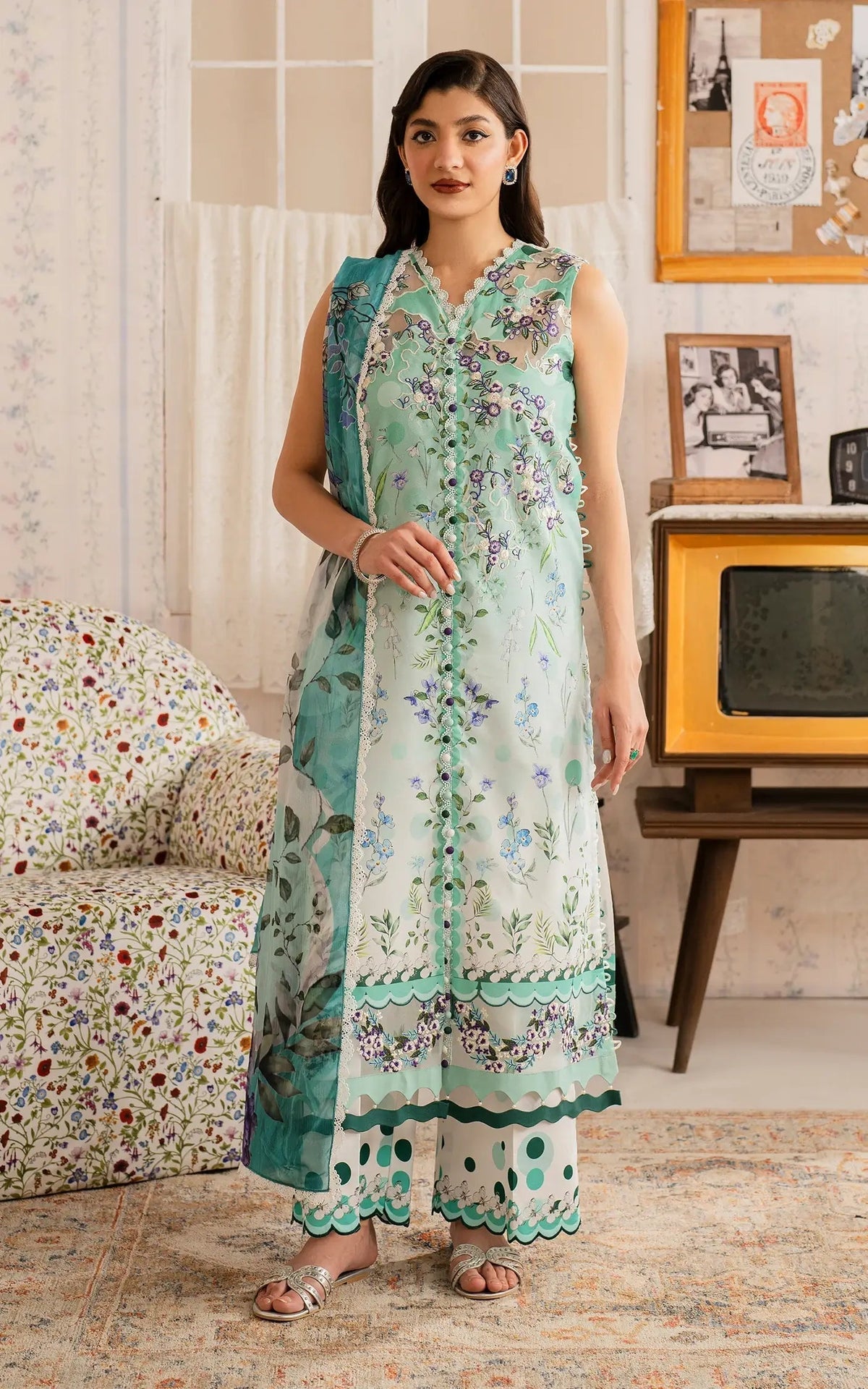 Asifa and Nabeel | Meraki Vintage 25 | Nazneen (MVL25-15) - House Of Anaya