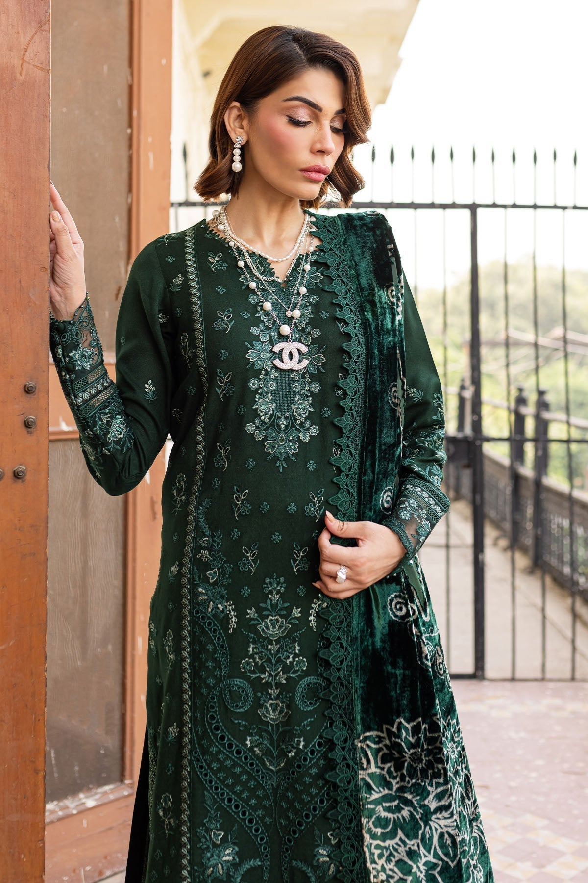 Nureh | Exclusive Shawls |  NE-122