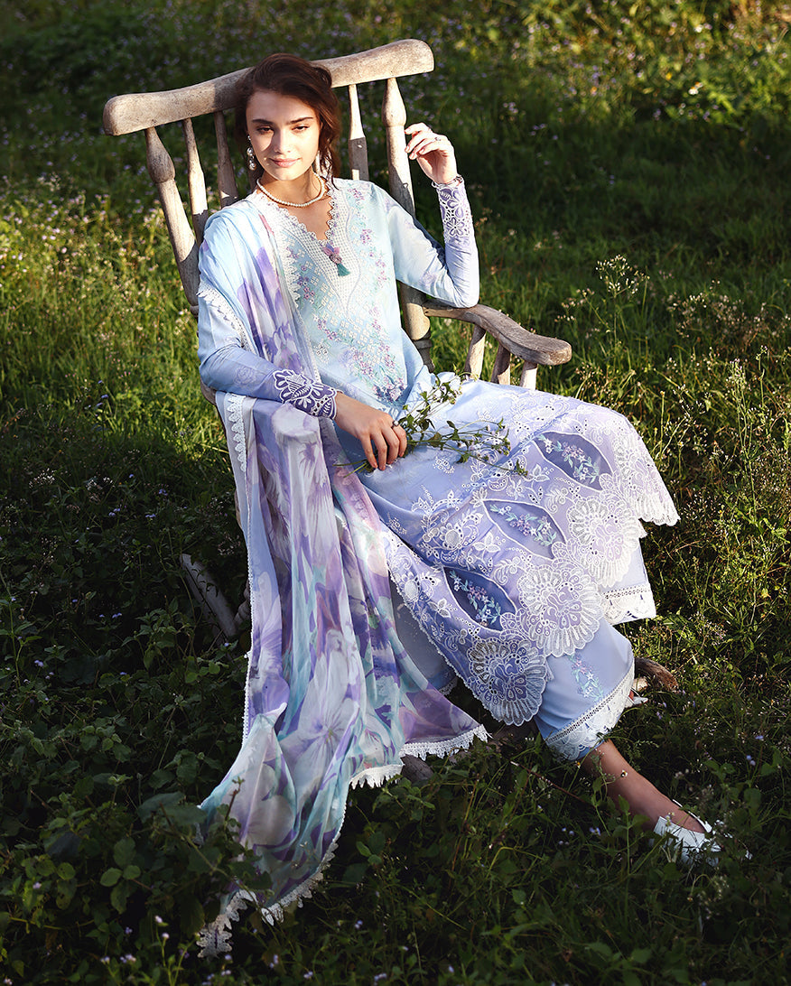 Mushq | Solace | Ombre Chikankari | Ombre Whisper