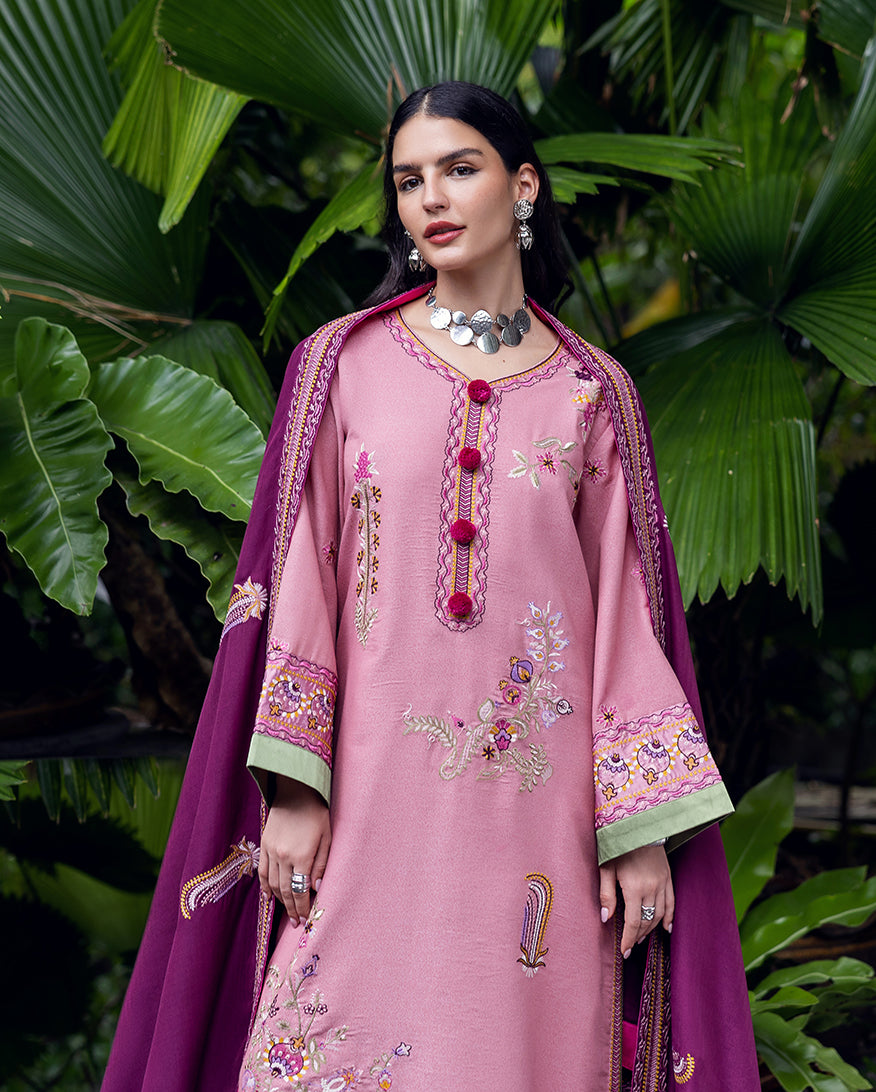 Mushq | Hemline Karandi | Opal Gleam