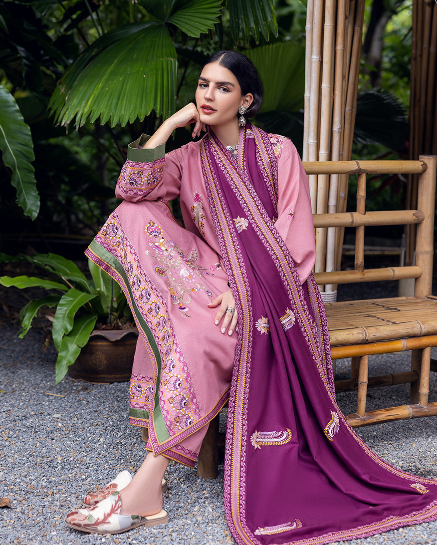 Mushq | Hemline Karandi | Opal Gleam