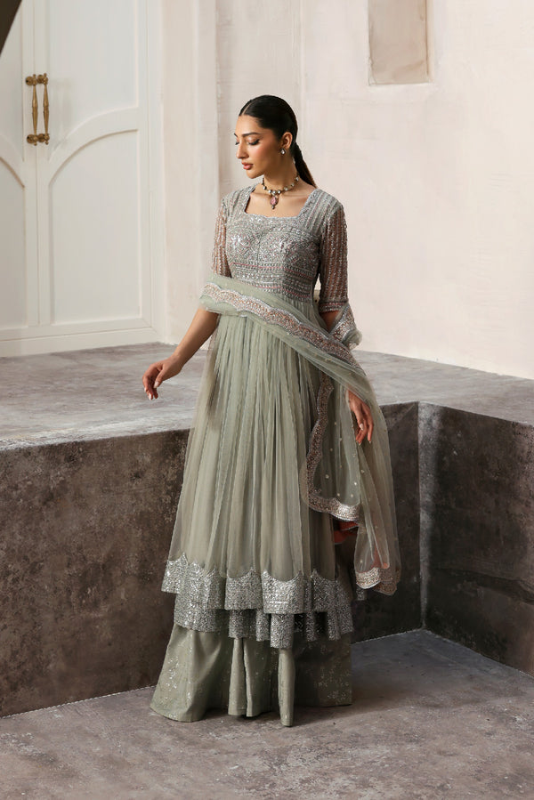 Vanya | Revuse Wedding Formals | RV-04 - Riwayat e Khas