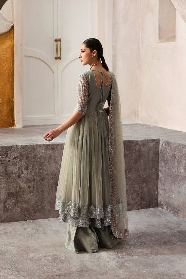 Vanya | Revuse Wedding Formals | RV-04 - Riwayat e Khas