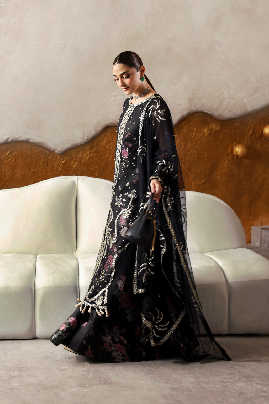 Vanya | Revuse Wedding Formals | RV-09 - Riwayat e Khas