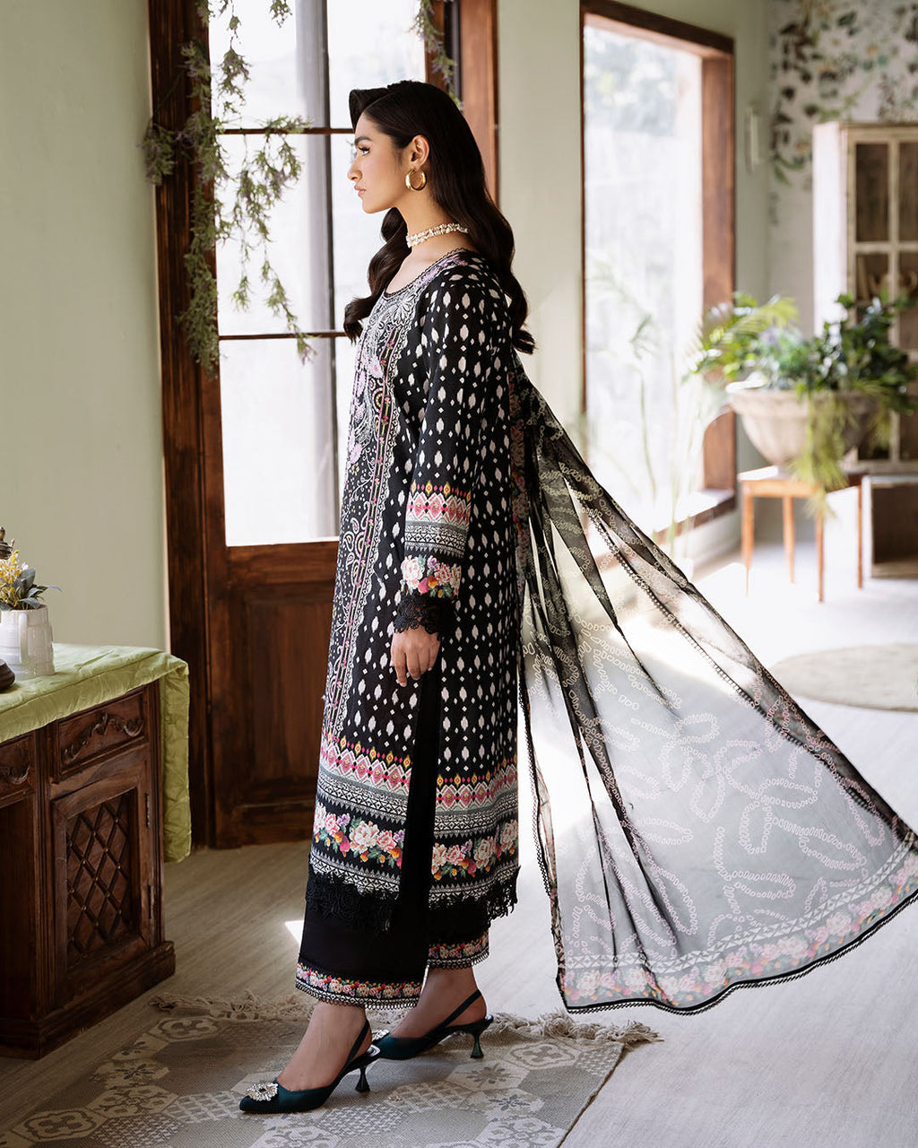 Roheenaz | Flora Printed Lawn | Veridian - Riwayat-e-Khas