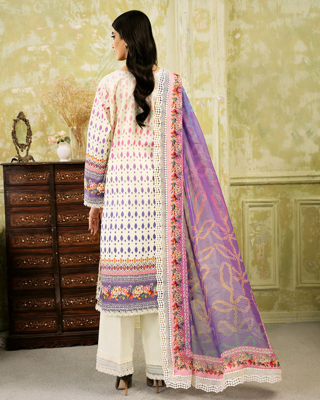 Roheenaz | Flora Printed Lawn | Evangeline - Riwayat-e-Khas