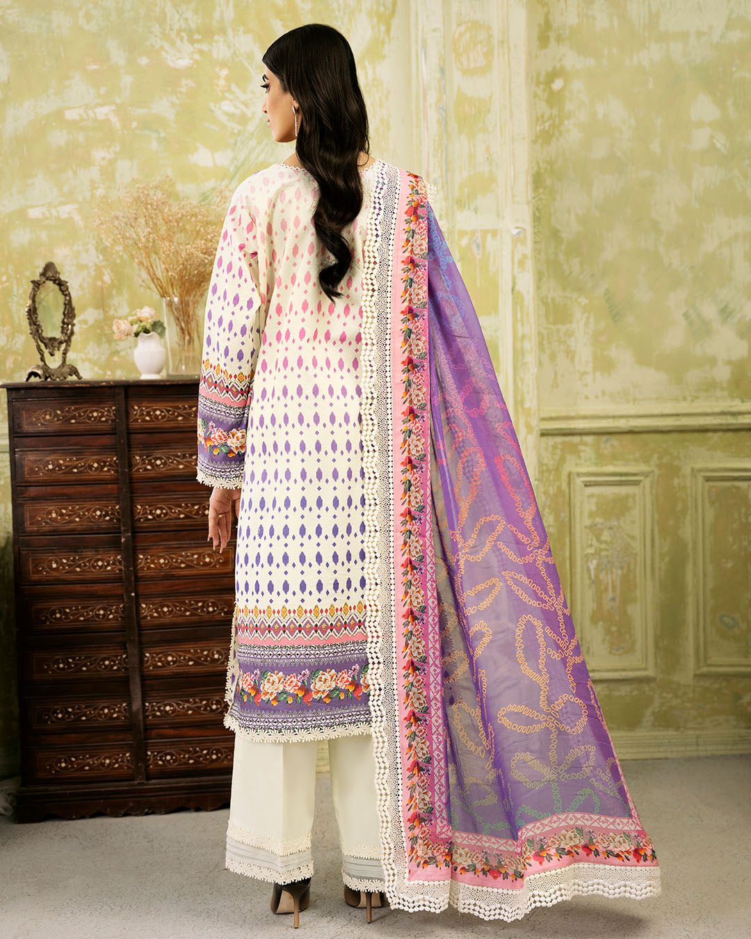 Roheenaz | Flora Printed Lawn | Evangeline - Riwayat-e-Khas