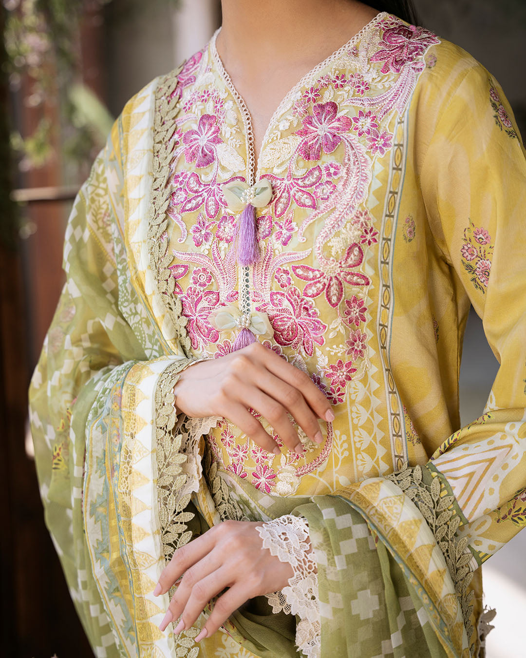 Roheenaz | Flora Printed Lawn | Mystique - Riwayat-e-Khas