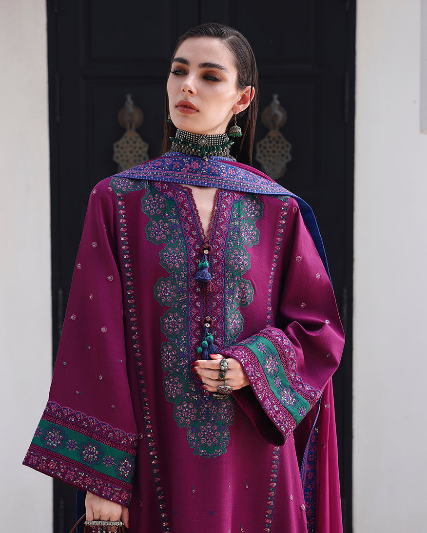 Mushq | Nuvera | Rawsilk | Reina Rouge