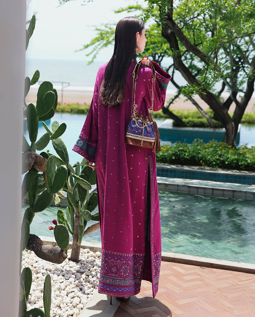 Mushq | Nuvera | Rawsilk | Reina Rouge