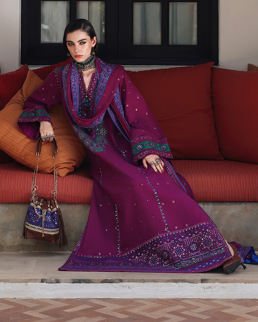 Mushq | Nuvera | Rawsilk | Reina Rouge