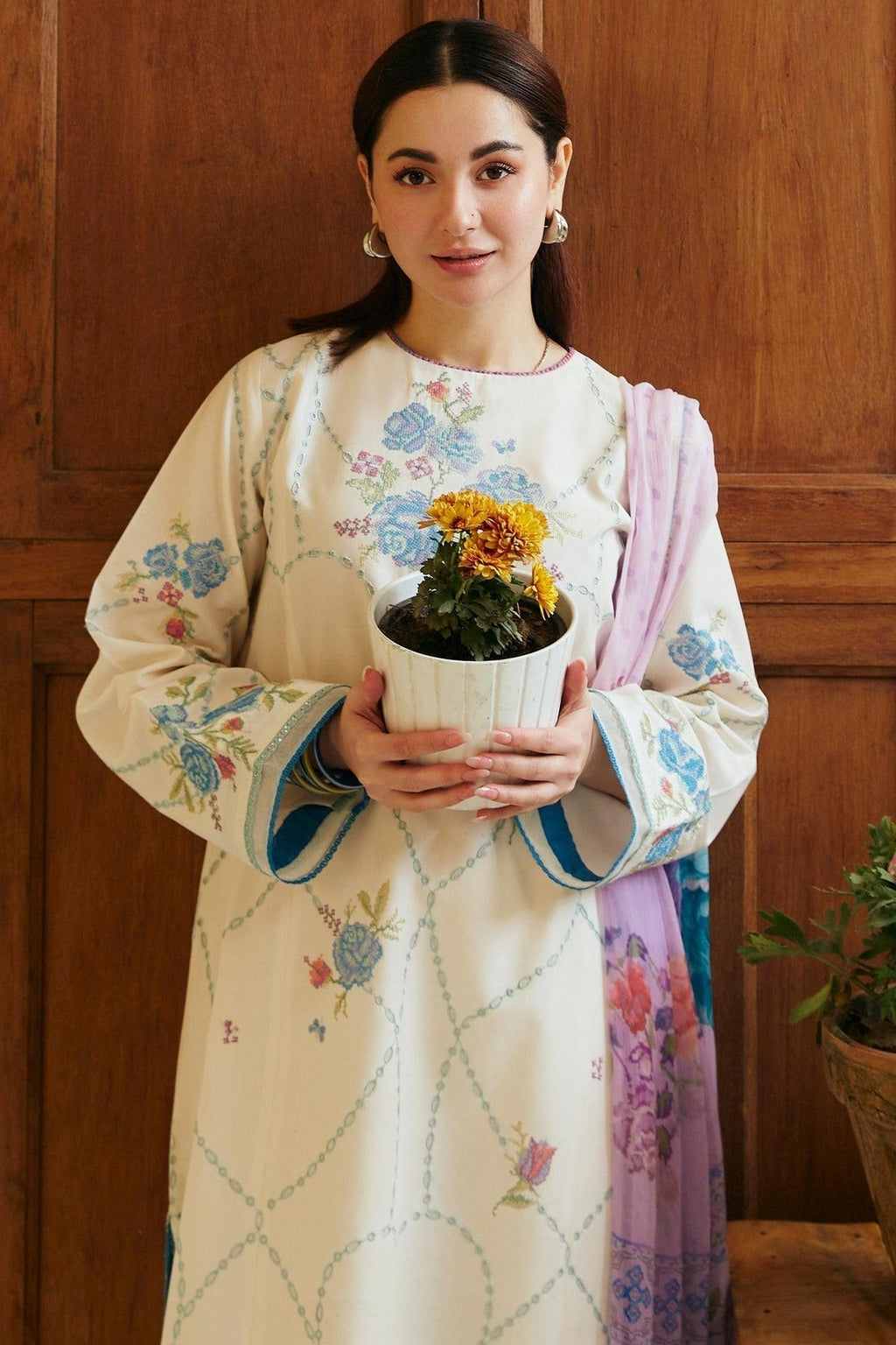 Zara Shahjahan - Ruhi 10A - Riwayat-e-khas