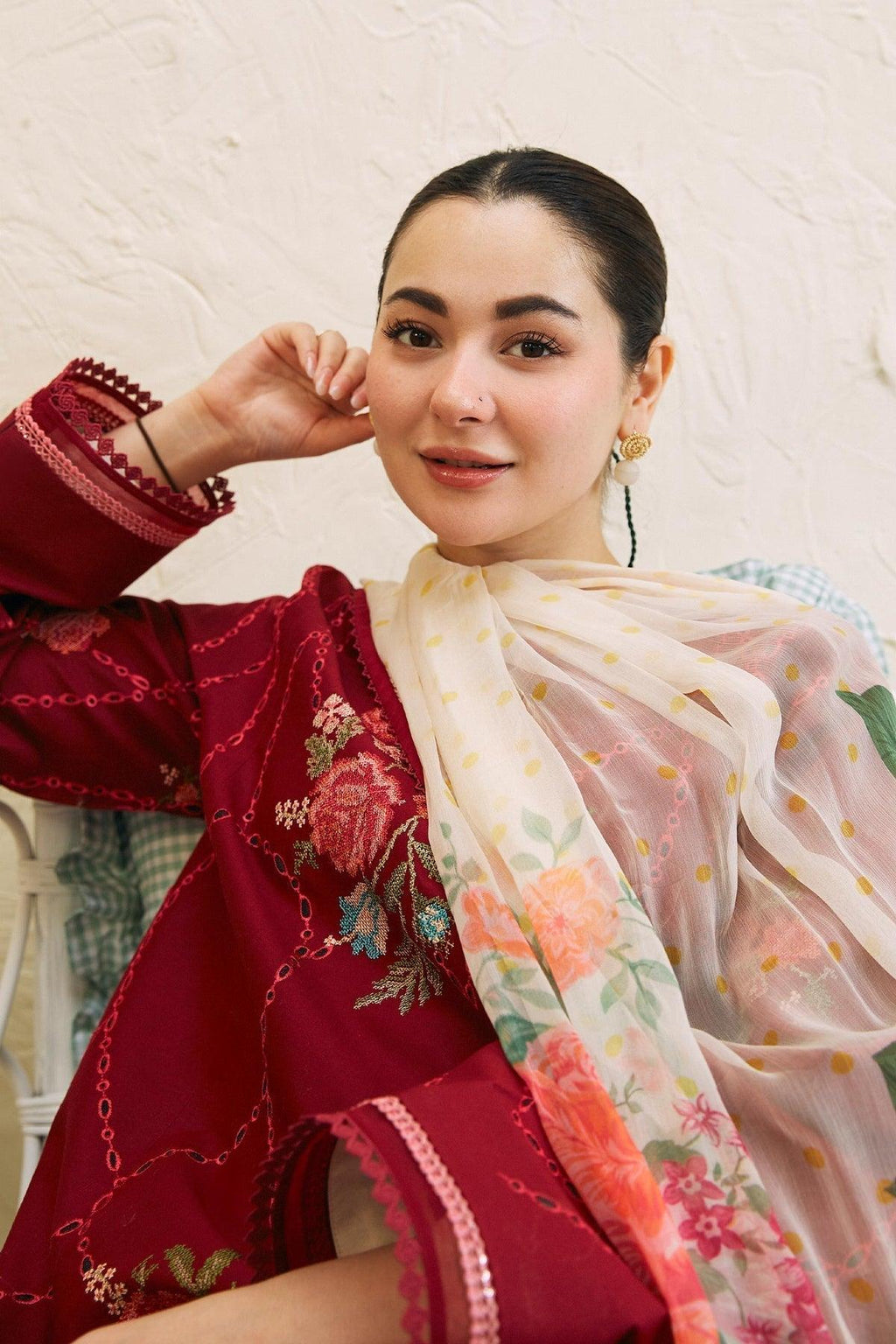 Zara Shahjahan - Ruhi 10 B - Riwayat-e-khas