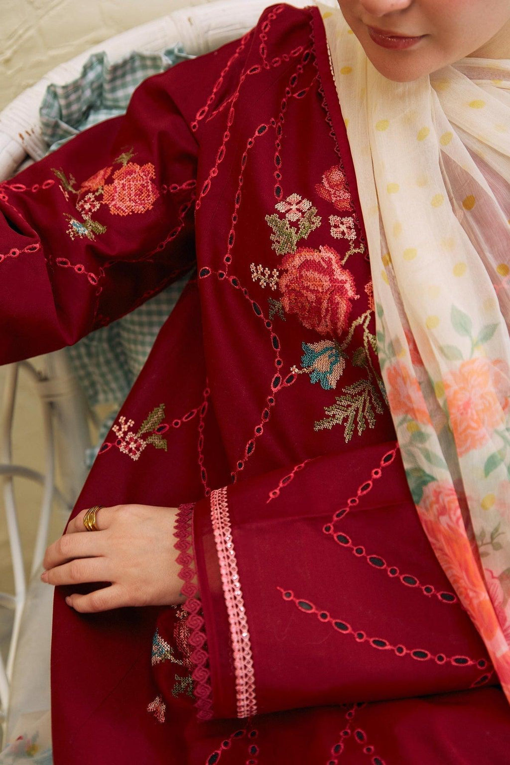Zara Shahjahan - Ruhi 10 B - Riwayat-e-khas