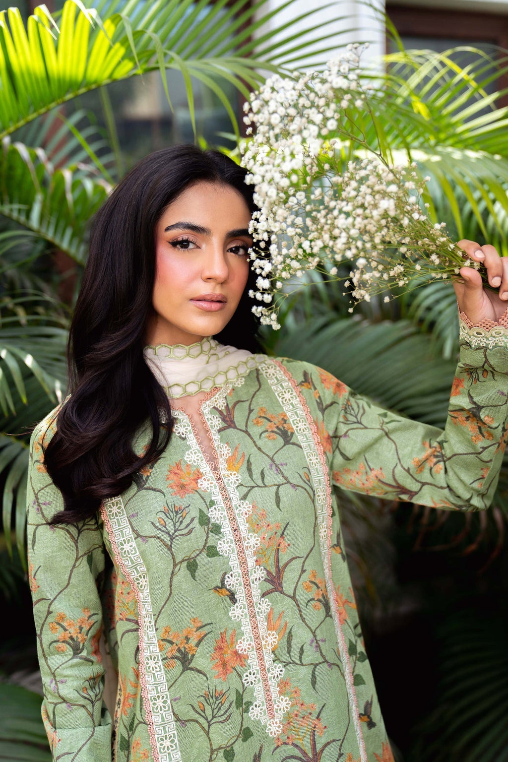Sable Vogue | Lila Lawn 25 | SAL-05-25