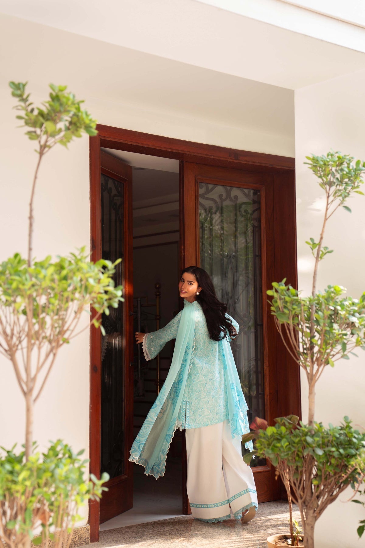 Sable Vogue | Lila Lawn 25 | SAL-06-25