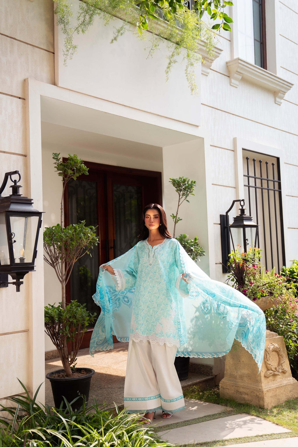 Sable Vogue | Lila Lawn 25 | SAL-06-25
