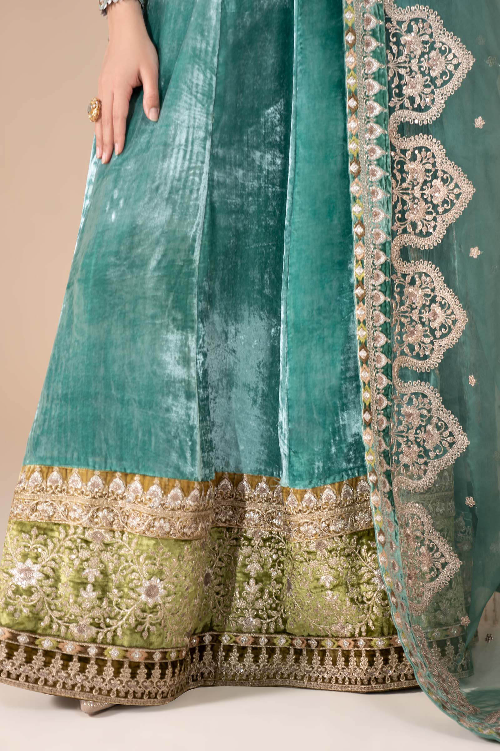 Maria B | Eid Collection 26 | 3 Piece Embroidered Velvet Suit