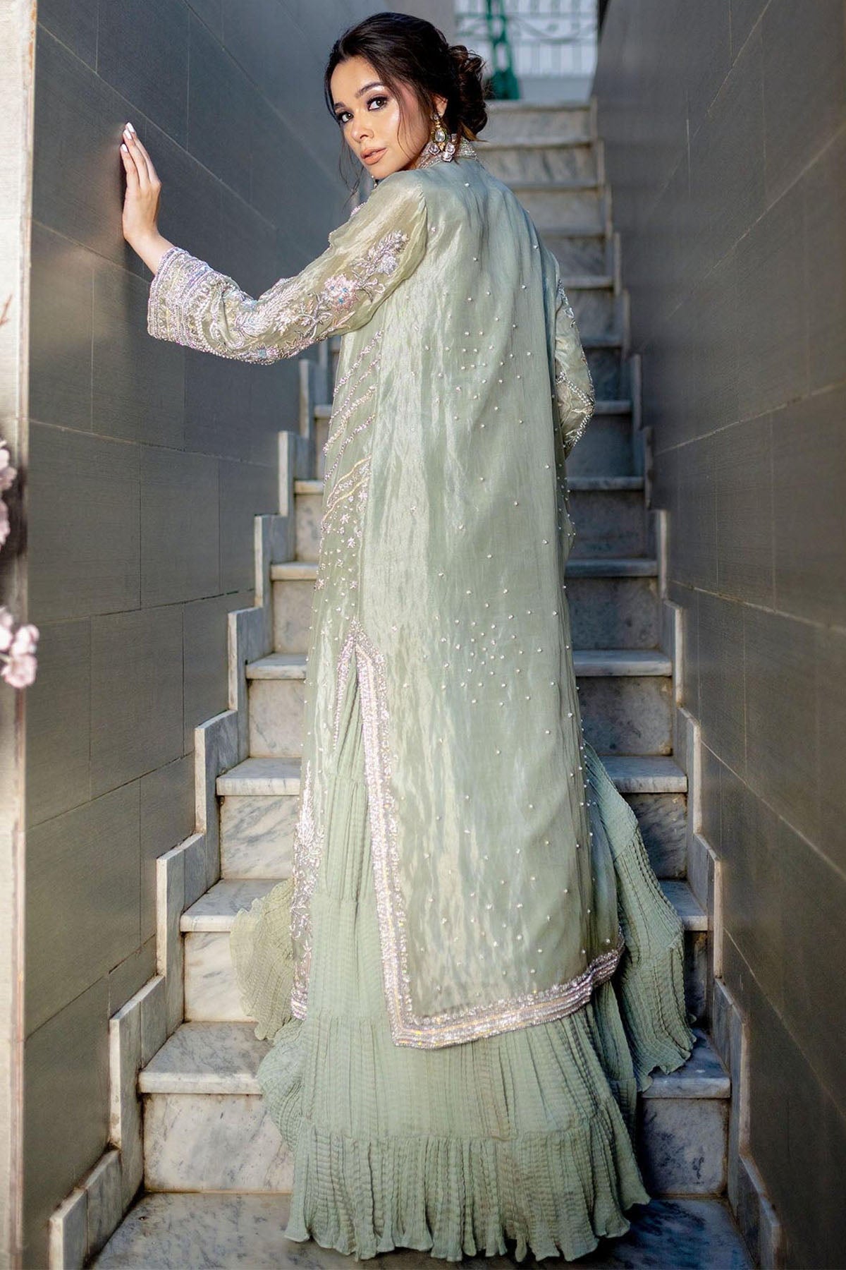 Motifz | Couture Camila | 0061-ILHANA EMBROIDERED ORGANZA STITCHED