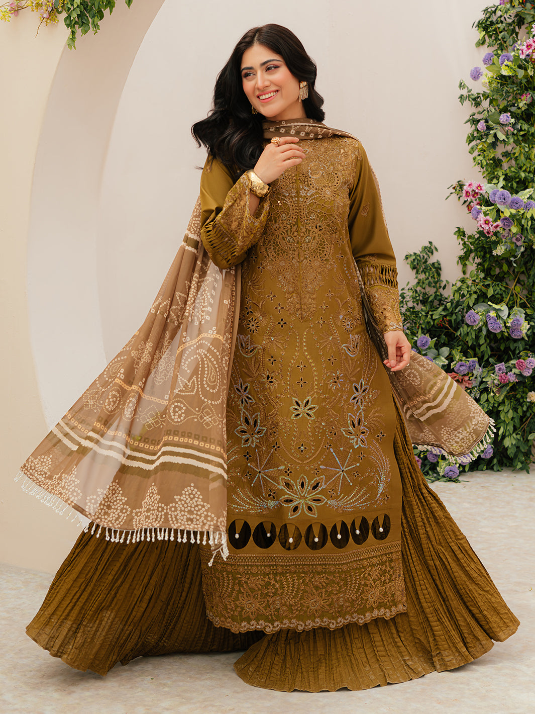 Mahnur | Allenura Luxury Lawn 24 | SIERRA - Riwayat-e-Khas