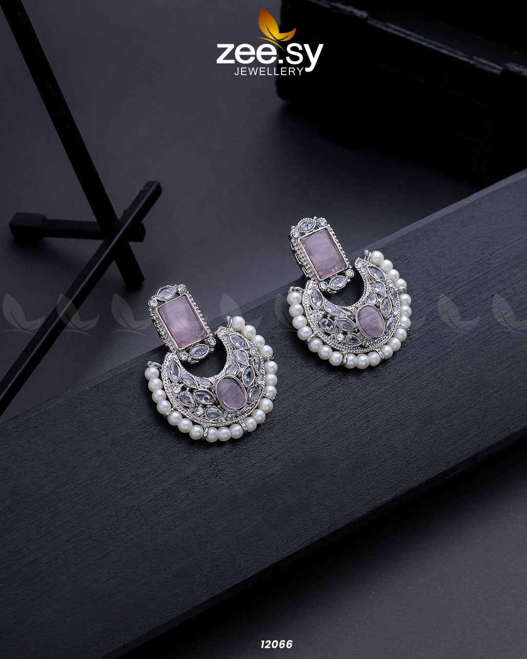 Silver Cluster Pearl Earring - Libasekhas