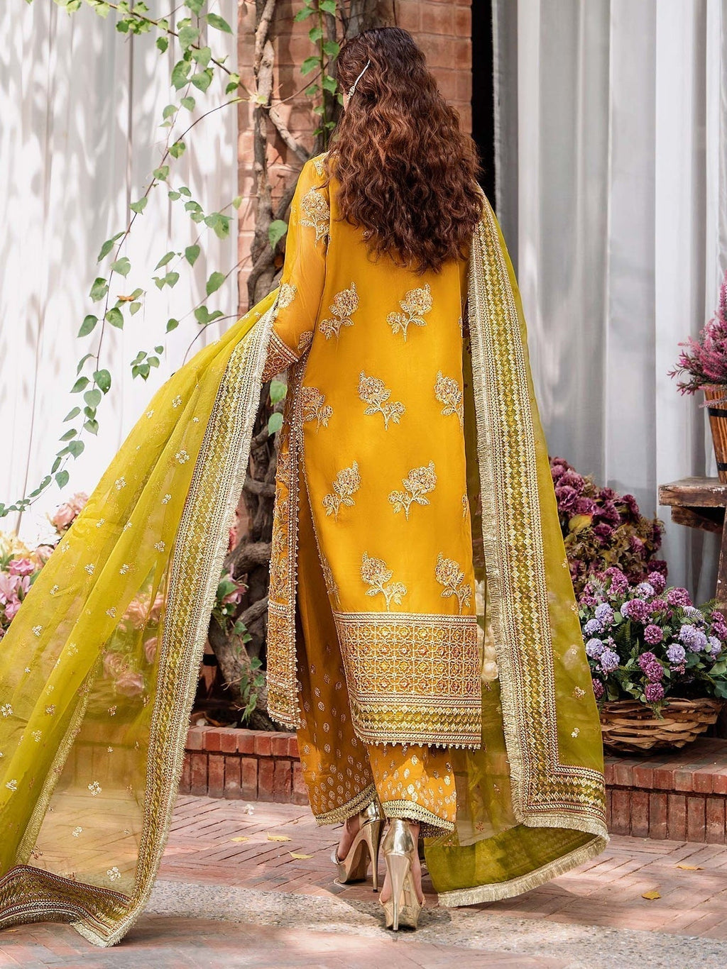Akbar Aslam Mastani Unstitched Embroidered Organza 3Pc Suit - ROHI - Riwayat-e-khas
