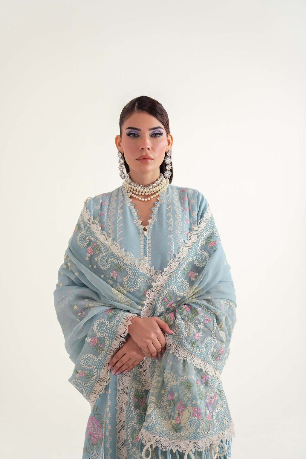 Sable Vogue | Luxury Lawn 25 | SL-06-25-V2