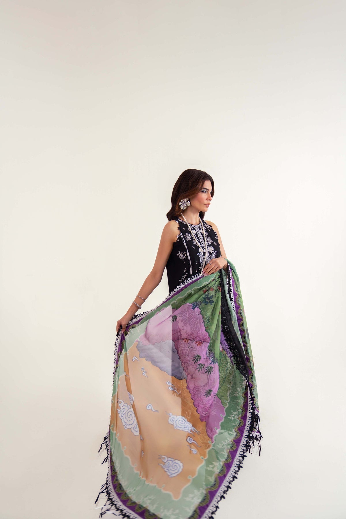 Sable Vogue | Luxury Lawn 25 | SL-10-25-V2