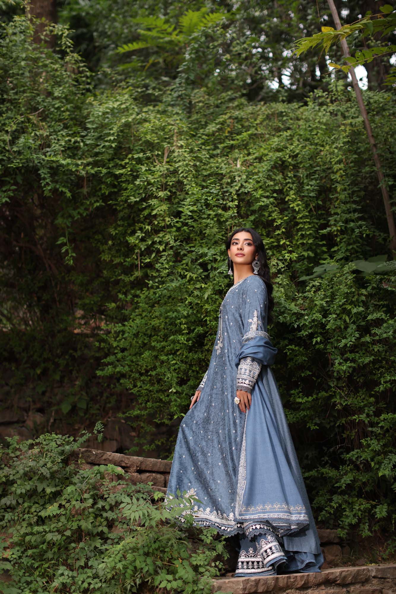 Noor by Saadia Asad | Suzaankari Winter 24 | D03