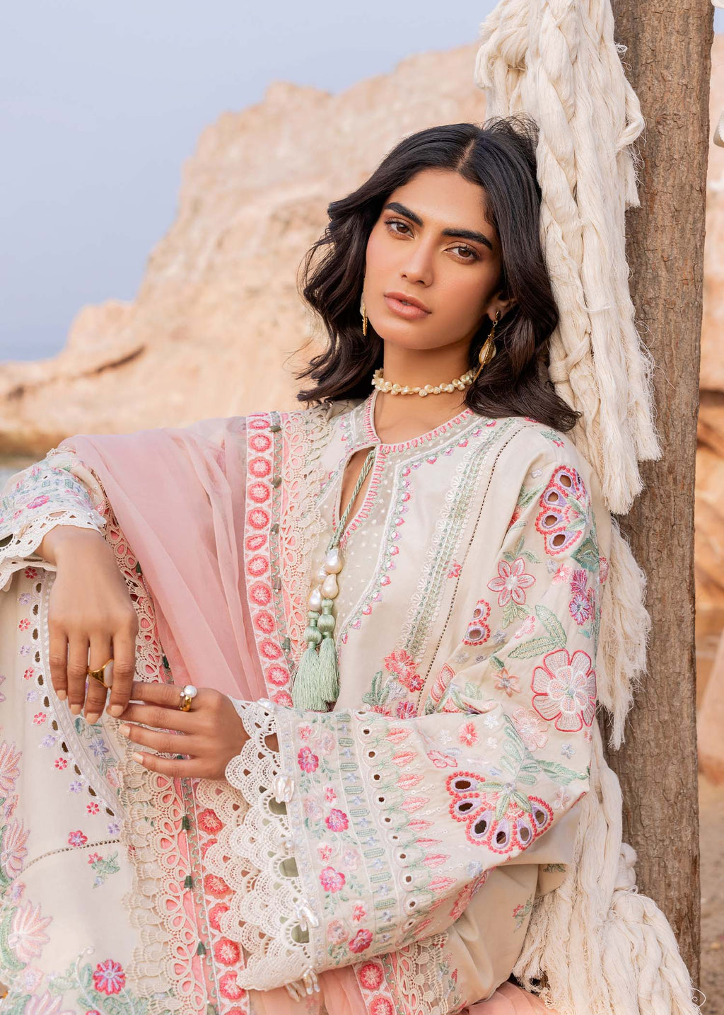 Sadaf Fawad Khan | Siraa Luxury Lawn 24| Calah (B)