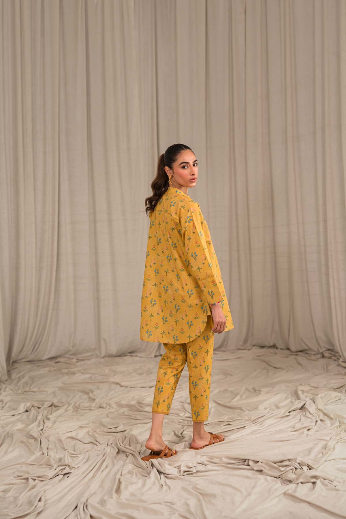 Sahar | Print Edit SS24 | P-20 - Riwayat-e-Khas