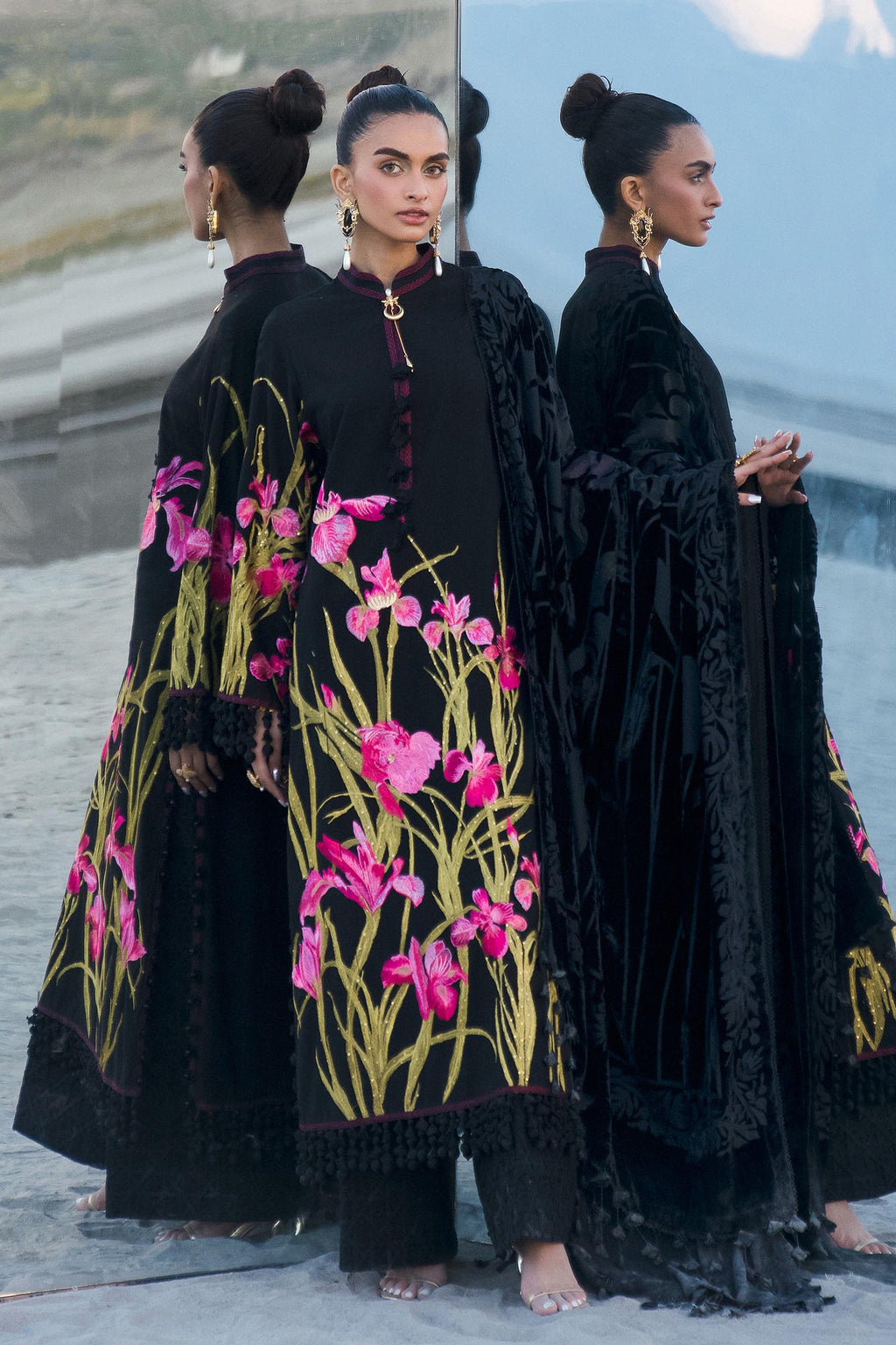 Sana Safinaz | Winter Shawl 24 | S241-003A-3CP - House Of Anaya