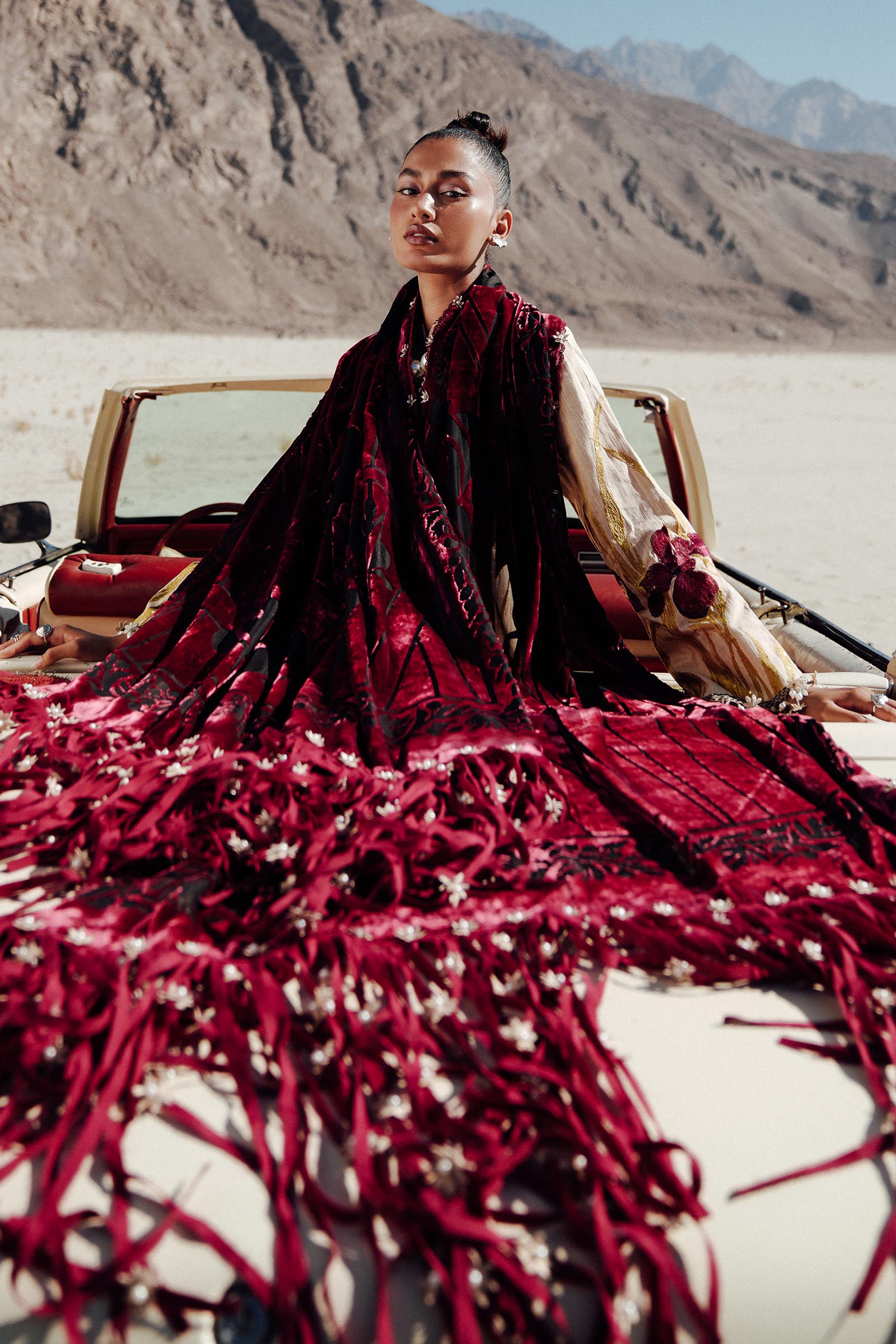 Sana Safinaz | Winter Shawl 24 | S241-003B-3CP - House Of Anaya