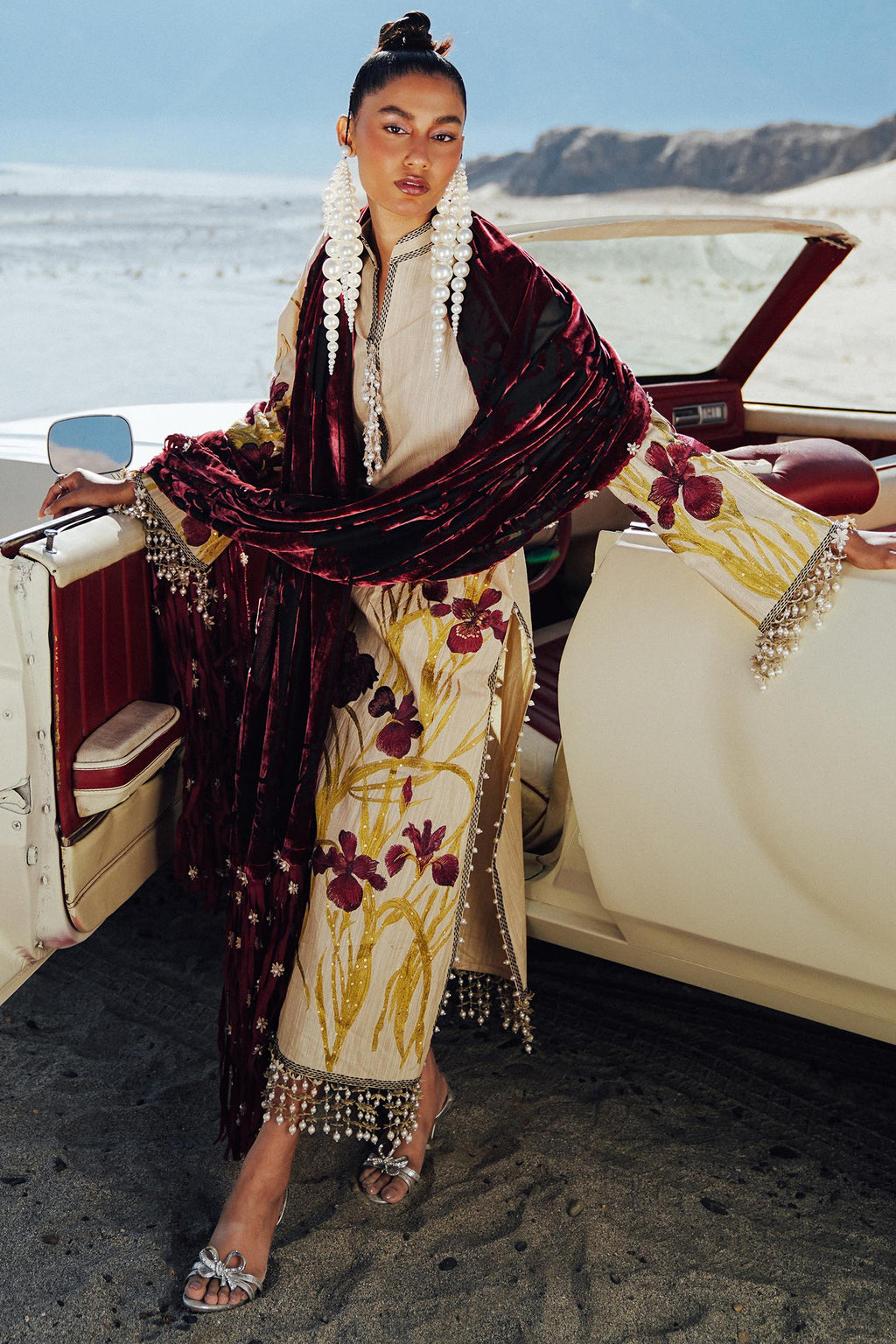 Sana Safinaz | Winter Shawl 24 | S241-003B-3CP - House Of Anaya