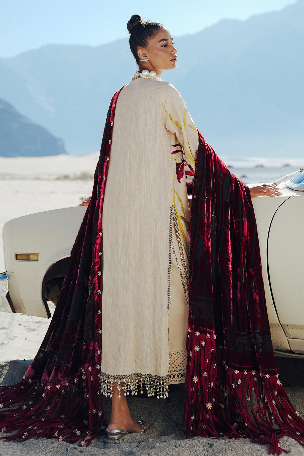Sana Safinaz | Winter Shawl 24 | S241-003B-3CP - House Of Anaya
