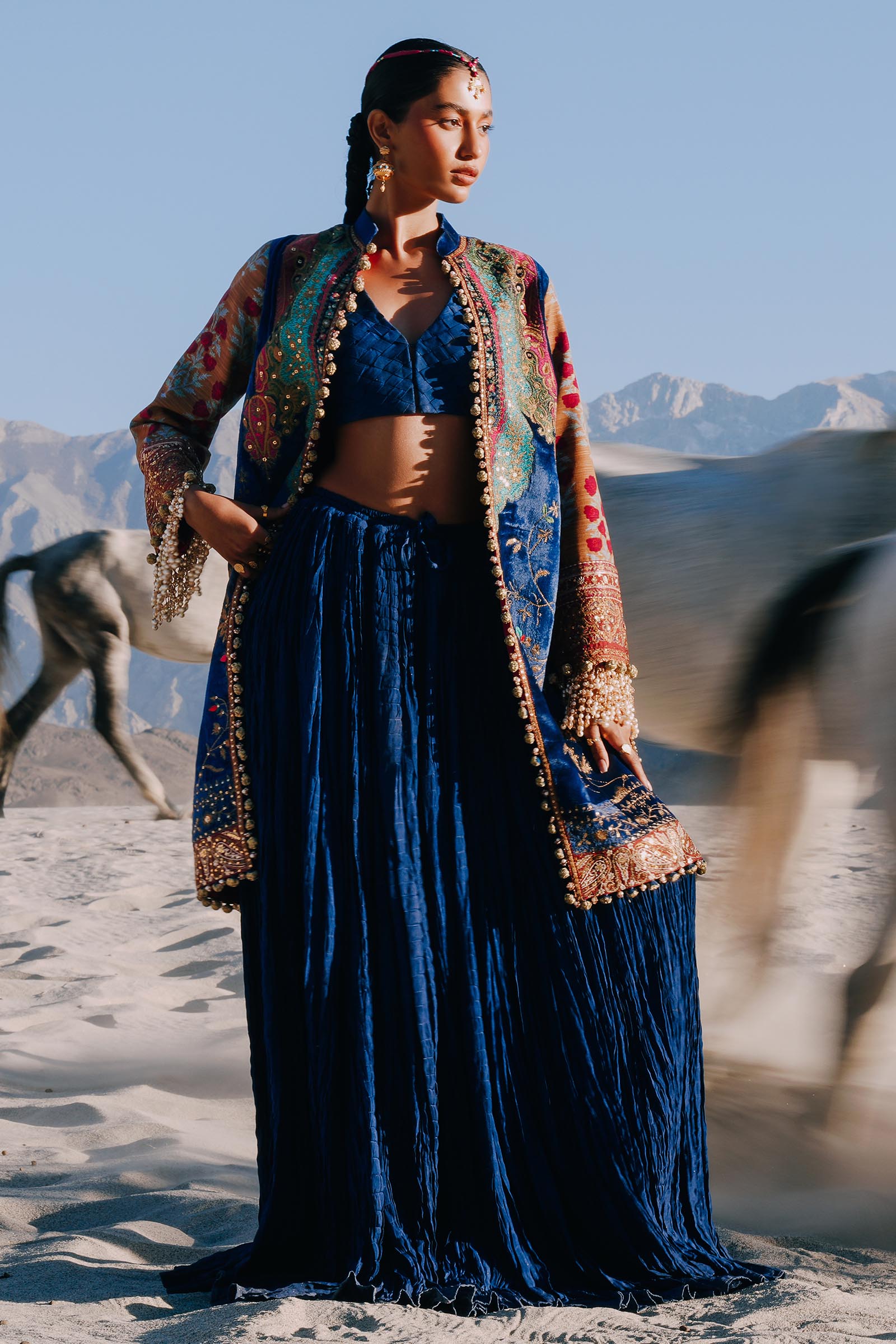 Sana Safinaz | Winter Shawl 24 | Velvet V241-001-3CP - House Of Anaya