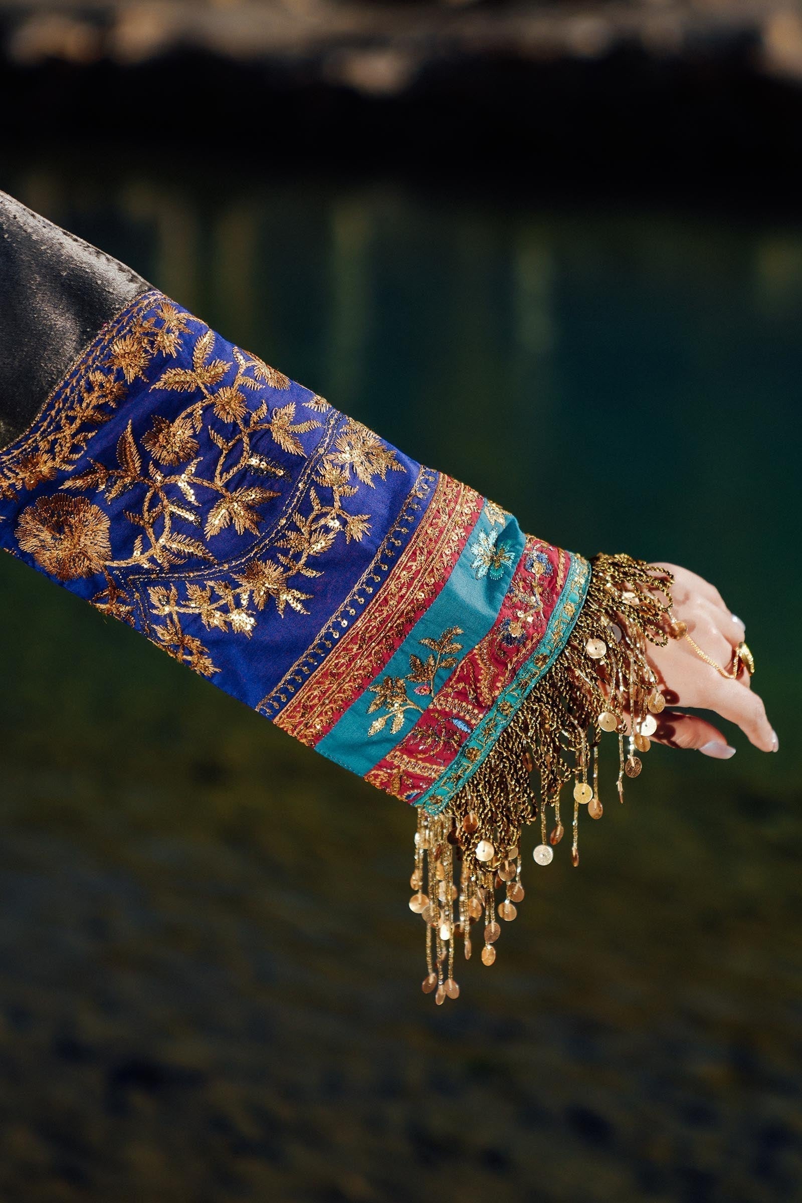 Sana Safinaz | Winter Shawl 24 | Velvet V241-004-3CP - House Of Anaya