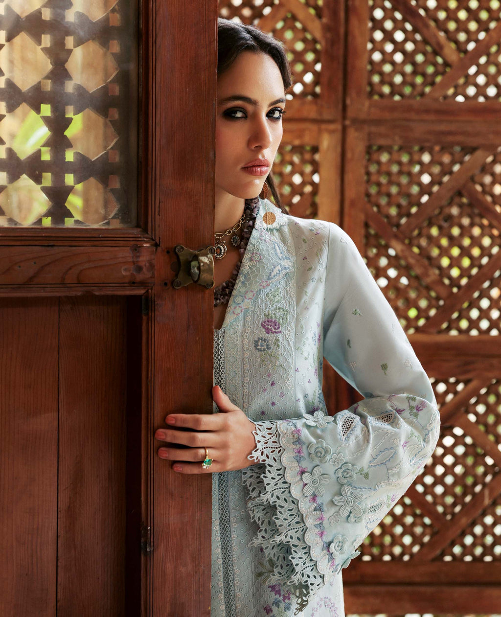 Republic Womenswear | Embroidered Pret 26 | Saphirae